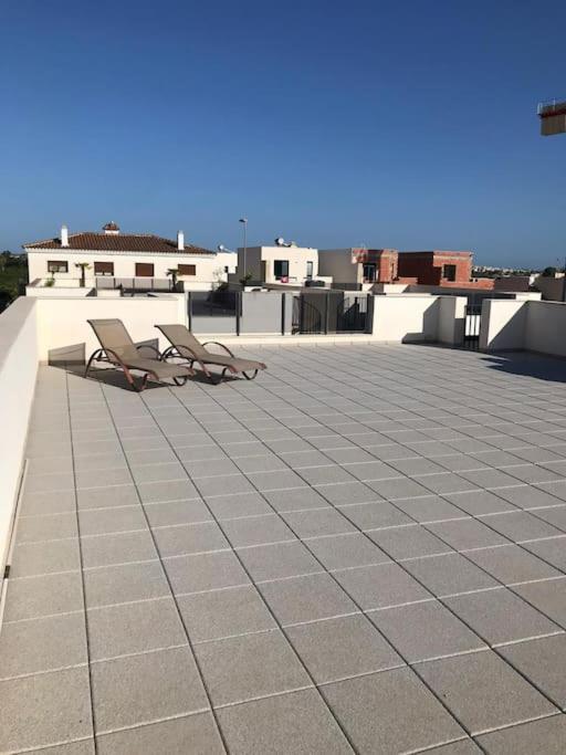 Krasna Vila Se Soukromym Bazenem Daya Nueva Екстериор снимка